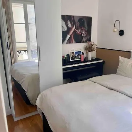 Apartamento D'architecte, Paris-republique 2p *